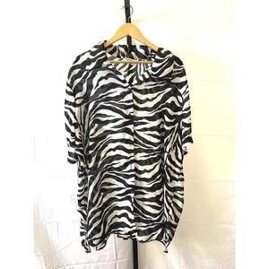Black and White Zebra Print Button-Up Shirt Expose 2x